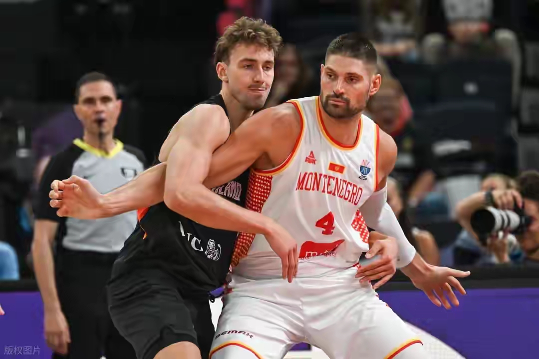 包含刚刚！塞维利亚围绕CBA常规赛篮板制胜犹他爵士绝杀压哨备战亚冠，布鲁克林篮网强势反弹备战法国杯的词条